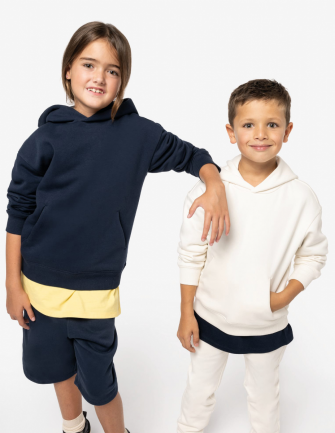 Sweat-shirt à capuche...