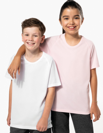 T-shirt sport manches...